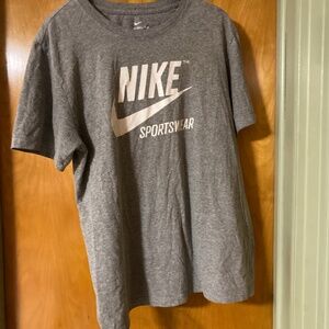 The Nike Tee Nike Sportswear Gray Short Sleeve T Shirt Size Large